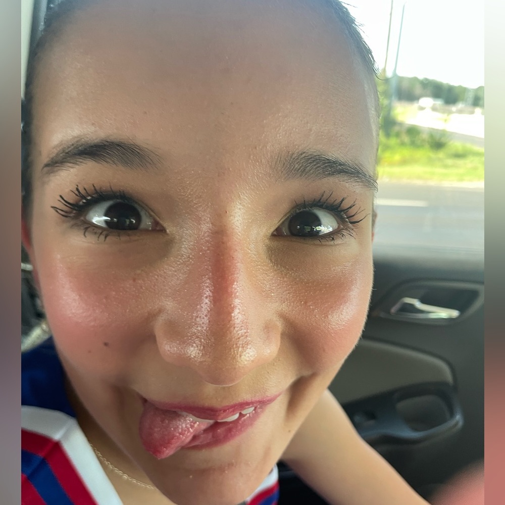 Meet your Posher, Olivia